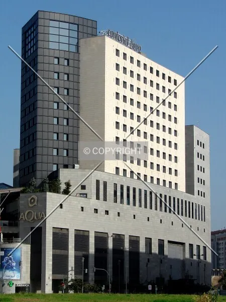 Photo 187-444-850