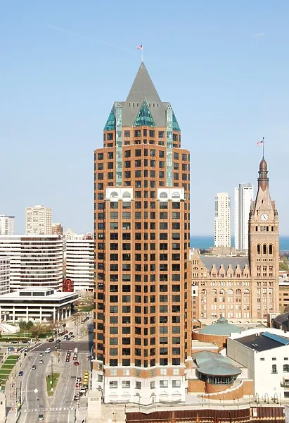 Milwaukee Center