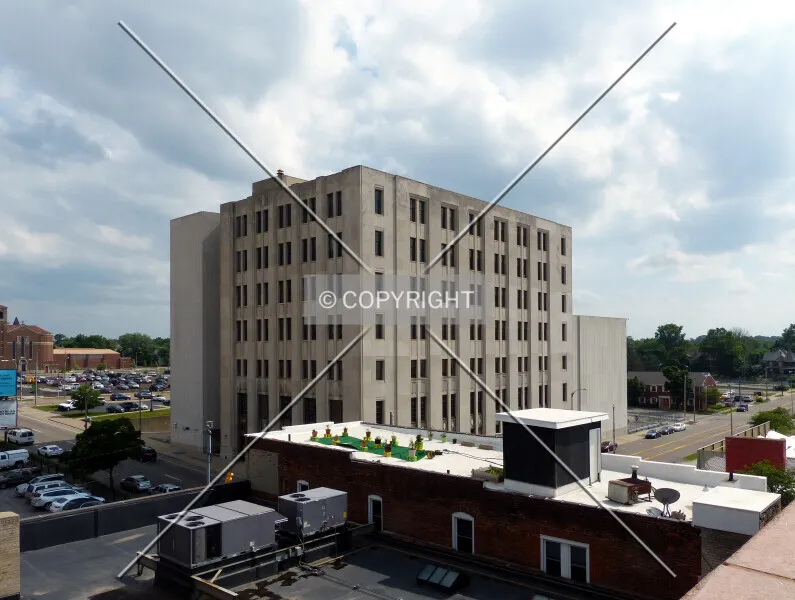 Photo 187-733-479