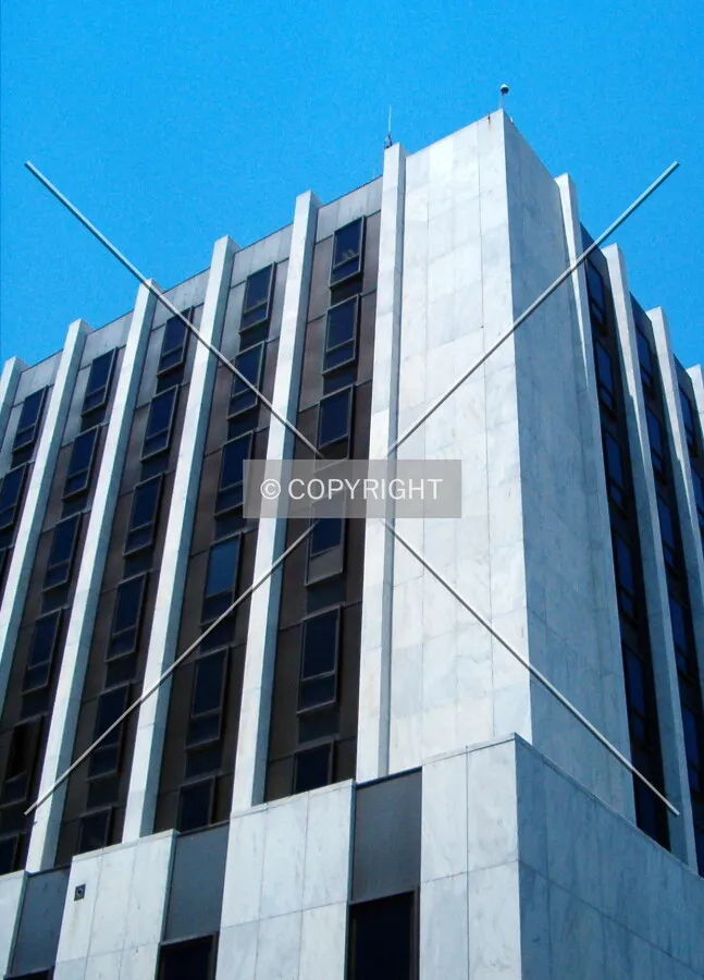 Looking up from the south side of the courthouse lawn