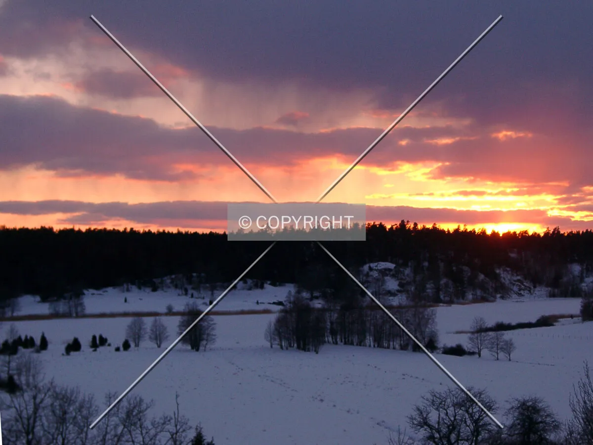 winter impression - red sky on the horizon