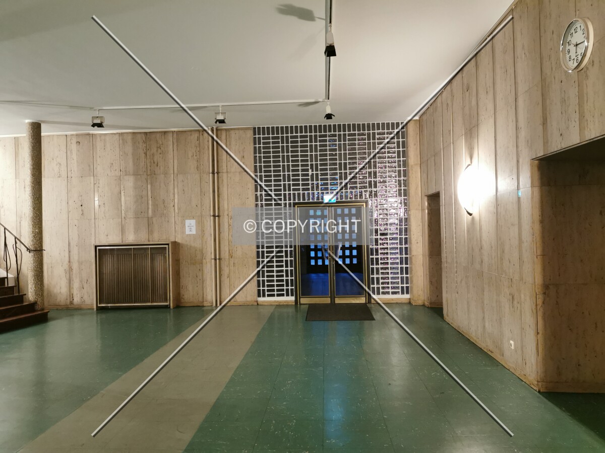 Photo 189-696-592