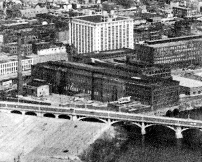 Photo 190-573-533