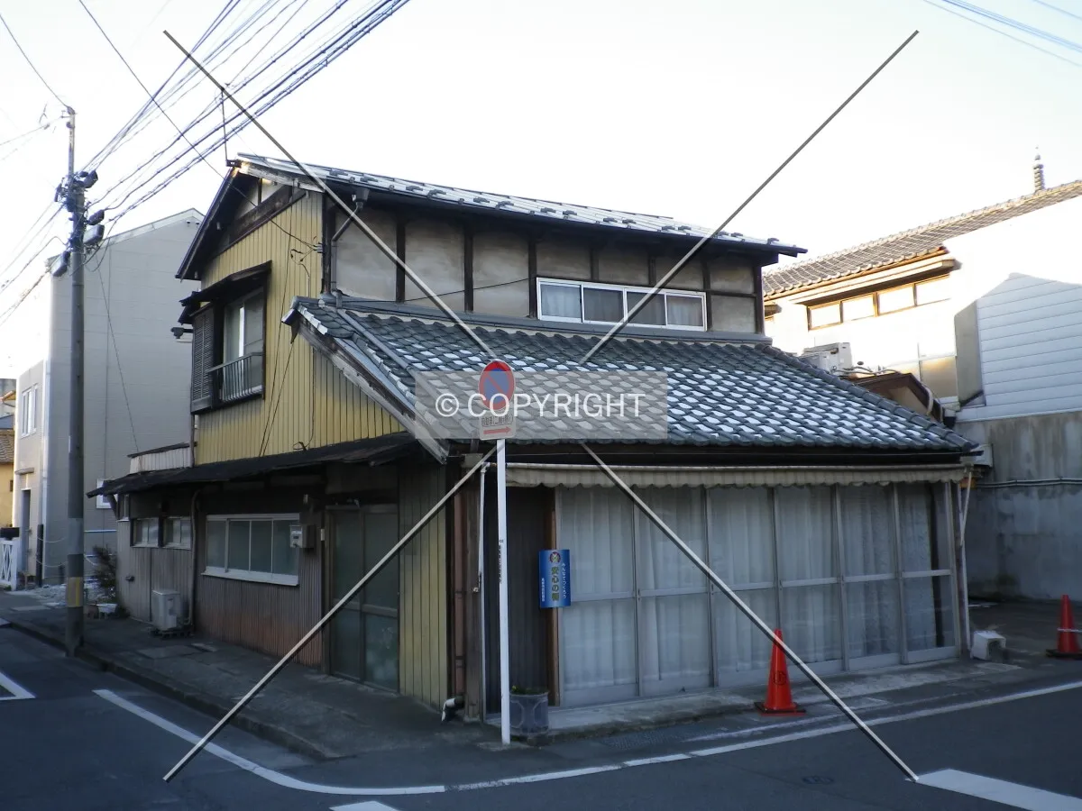 Photo 191-457-975