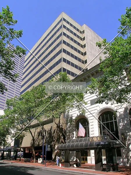 Photo 192-779-337