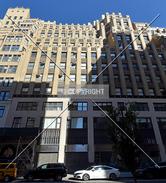 Photo 192-849-079