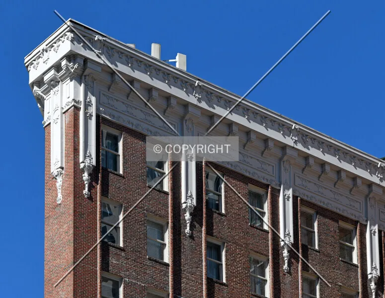 Photo 193-717-938