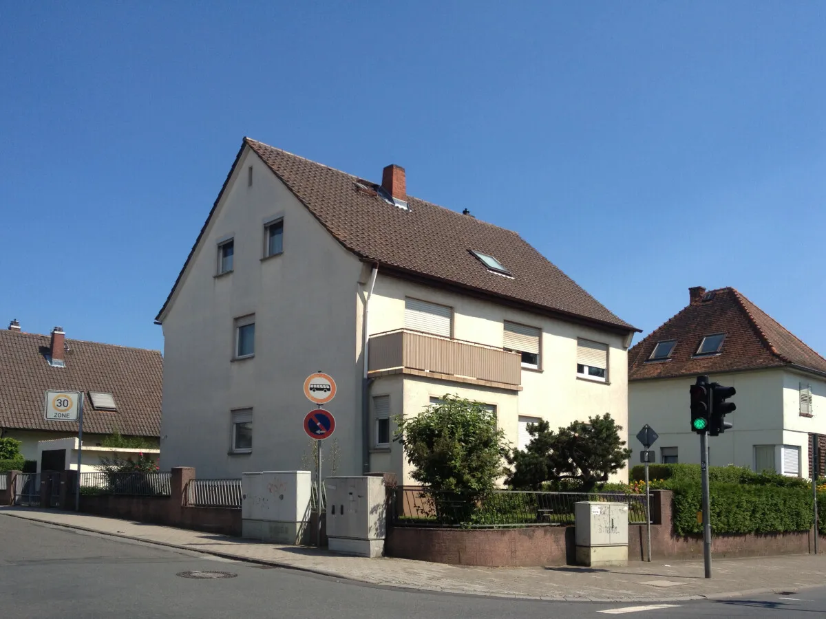 Photo 194-050-452