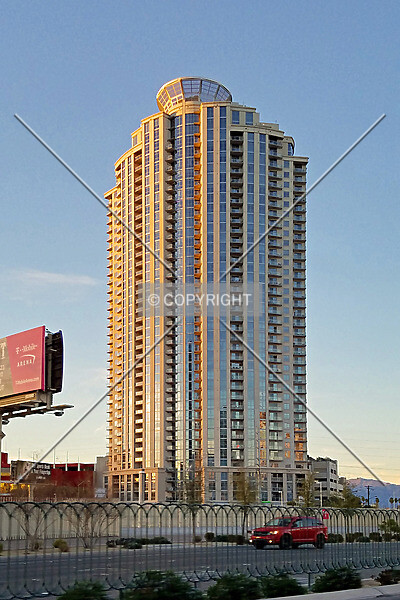 Photo 194-058-639