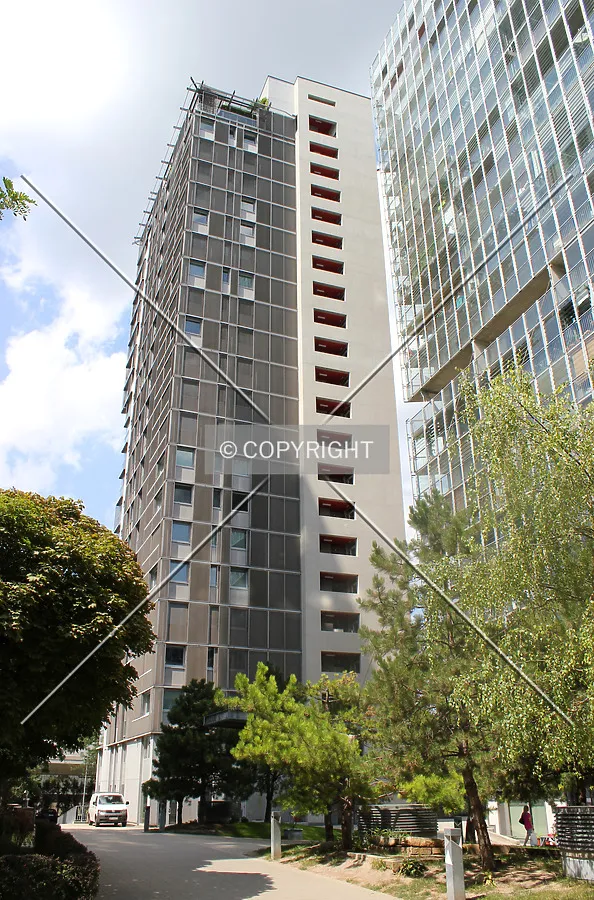 Photo 194-079-900