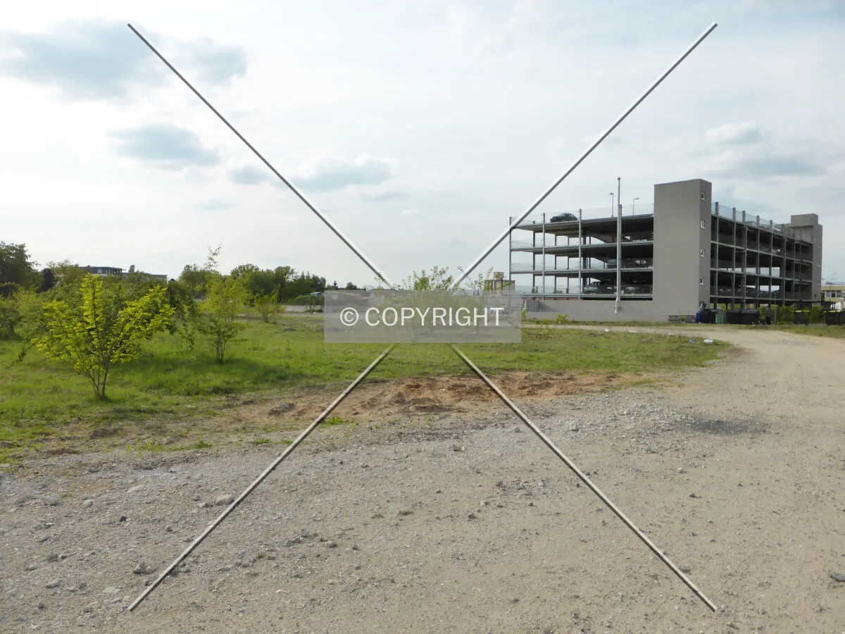 Photo 195-111-002