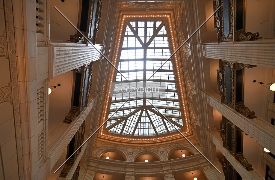 Photo 195-156-072