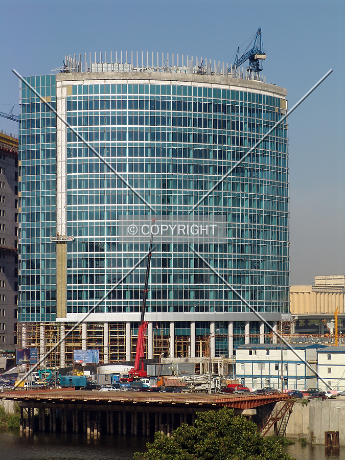 The eastern view from across Moskva River