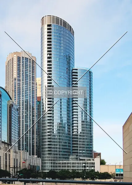Photo 195-948-762