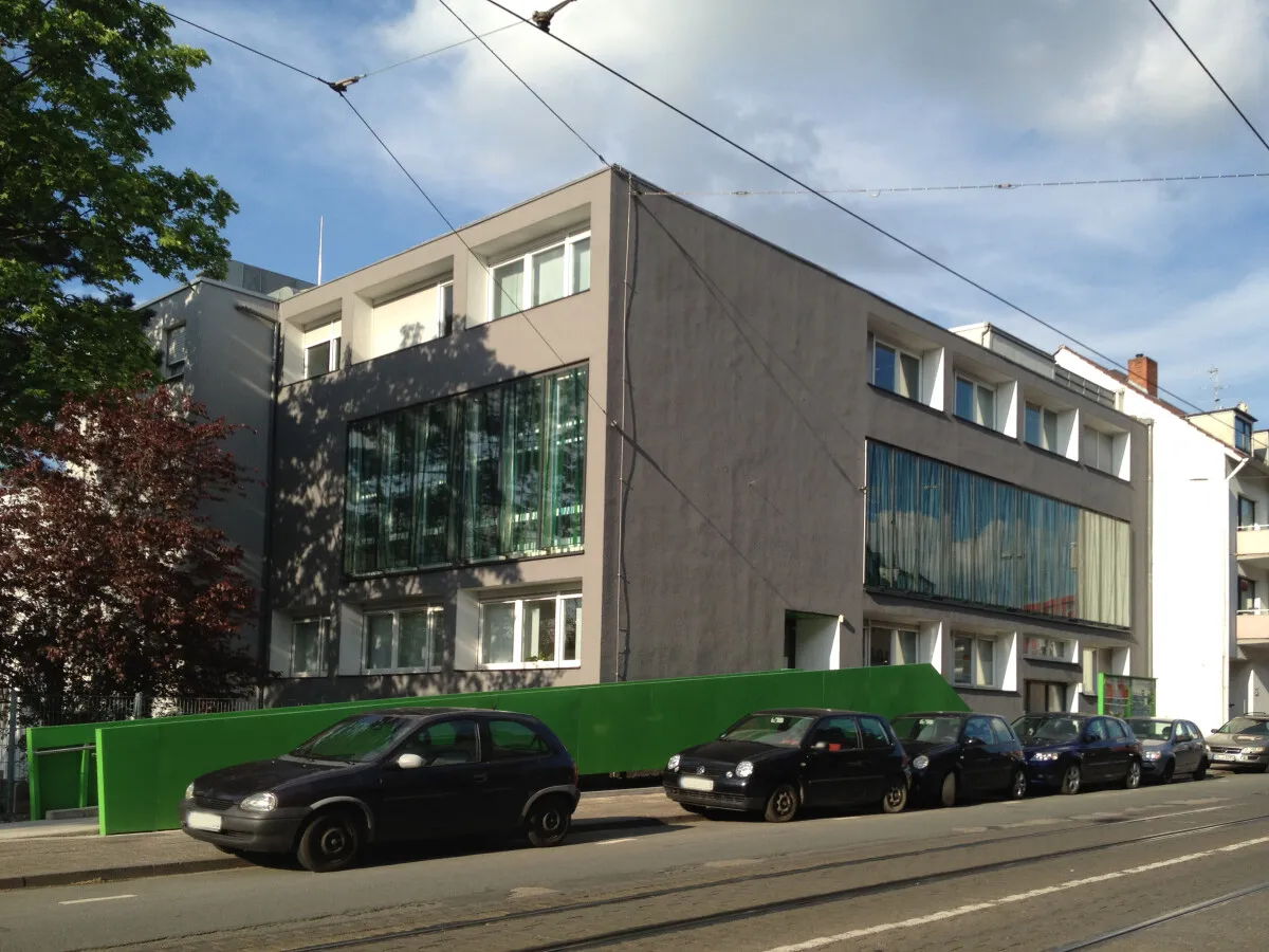 Photo 196-014-827