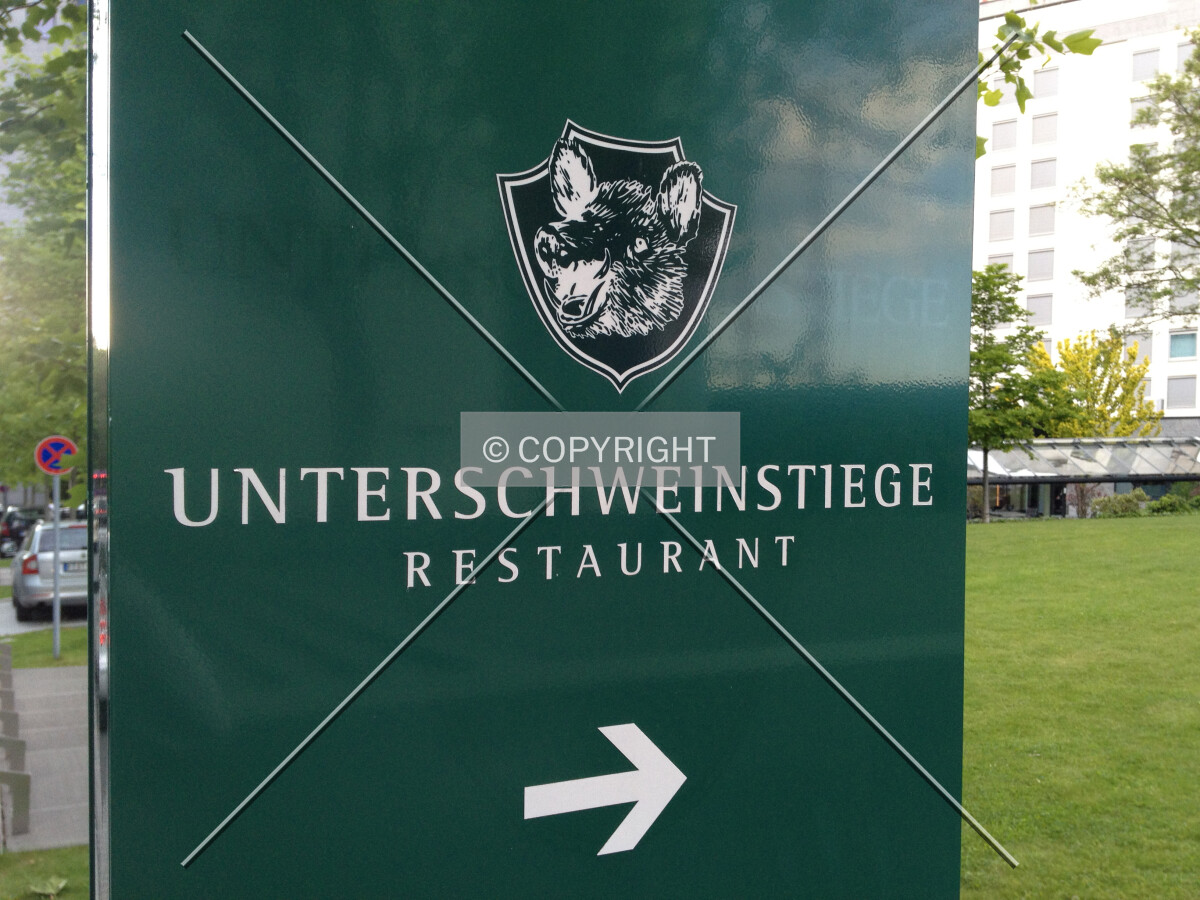 The logo of the Unterschweinstiege restaurant