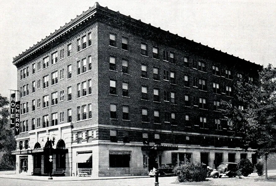 Photo 196-667-715