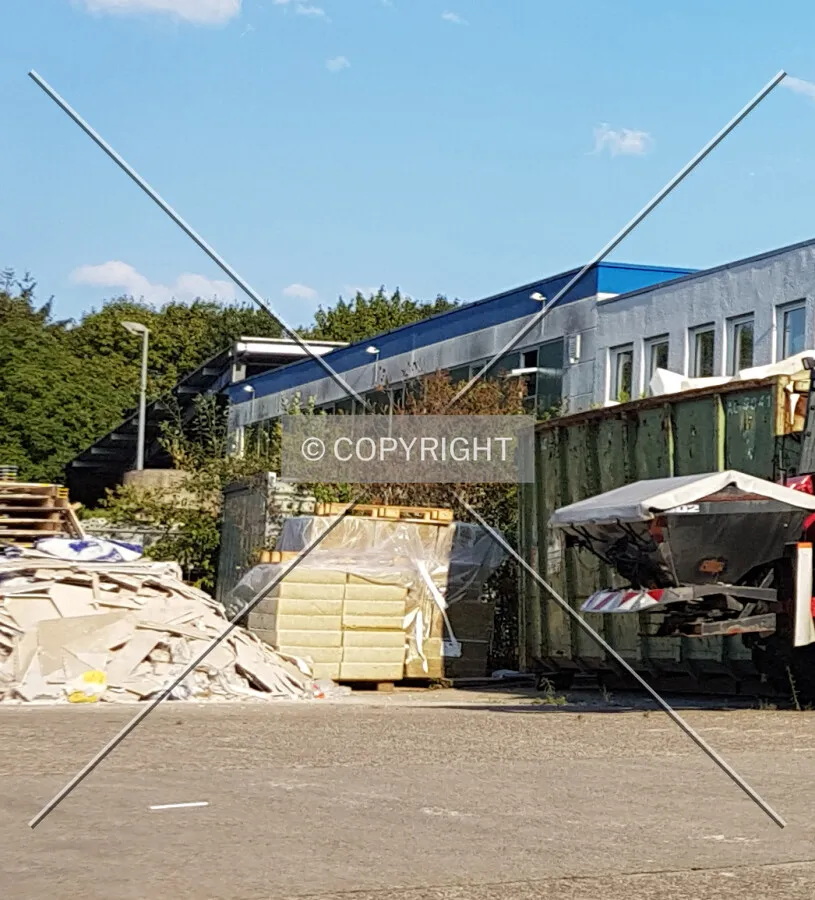 Photo 197-143-881