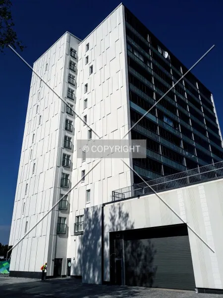 Photo 197-586-718
