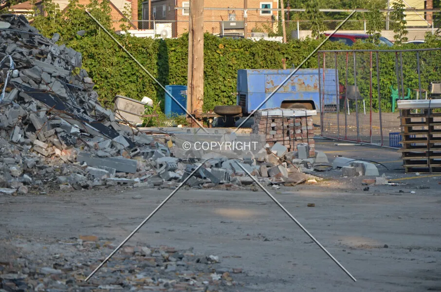 Photo 198-207-782