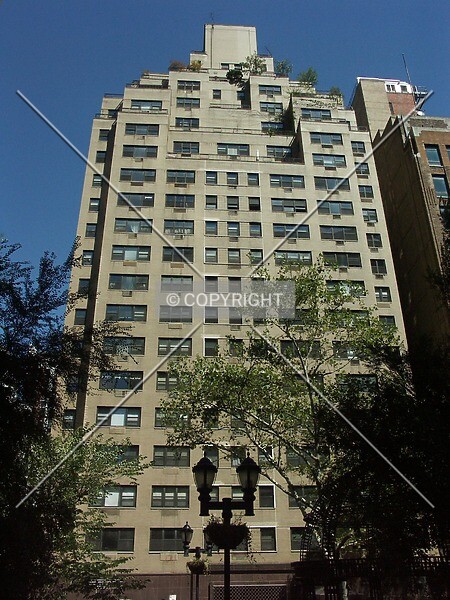 Photo 198-598-438