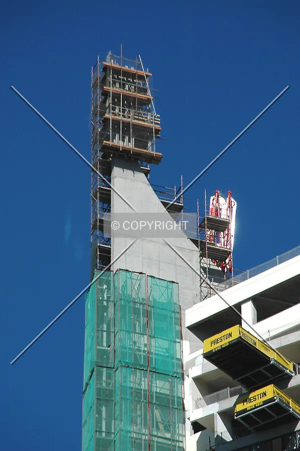 Roof feature