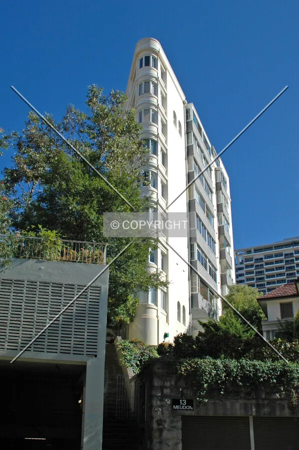 Looking up from Onslow Avenue