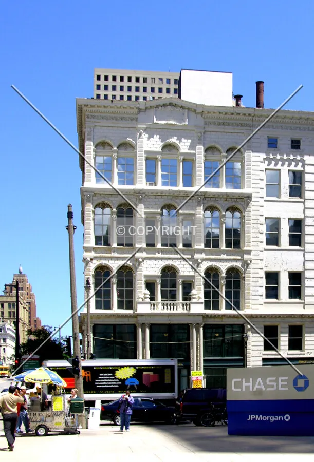 From East Wisconsin Avenue to the west