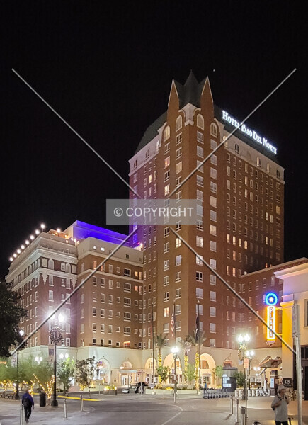 Photo 199-346-951
