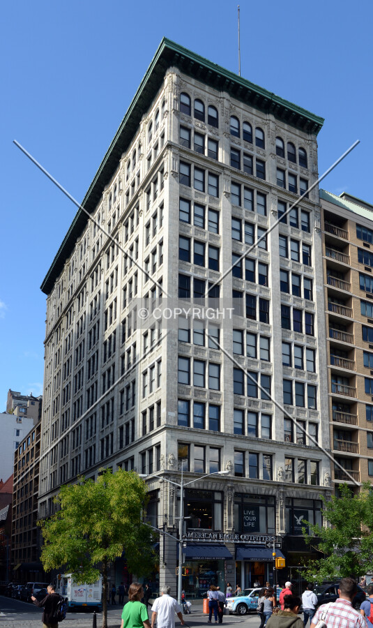 View from the southeast at Union Square and 15th Street