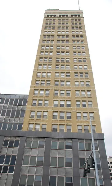 Photo 199-516-669