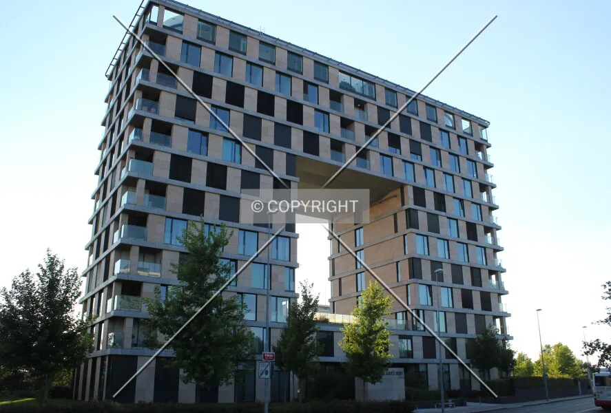 Photo 199-694-113