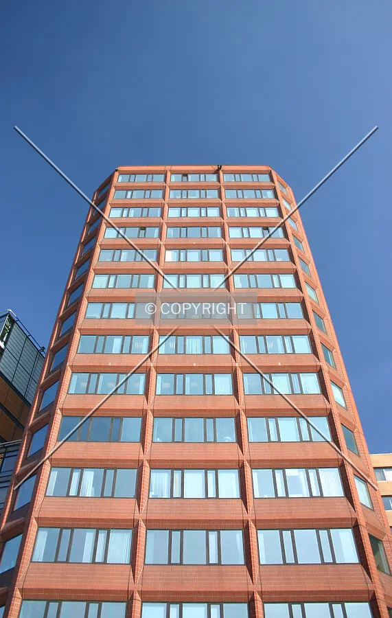 Looking up at the west façade from Albert Embankment