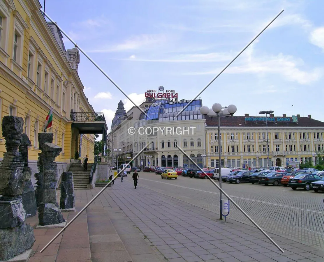 Alexander Batenberg Square and Grand Hotel Bulgaria