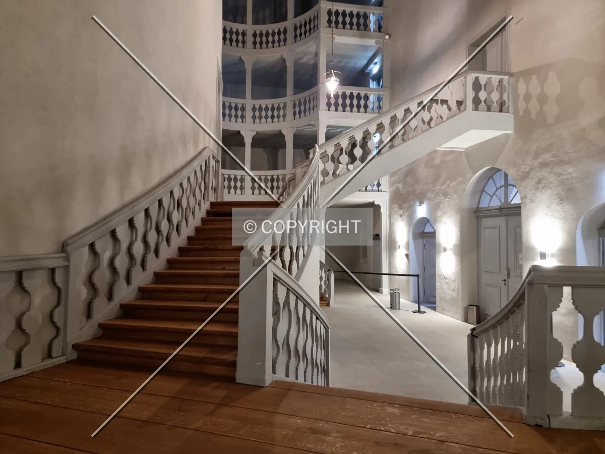 Photo 020-121-443