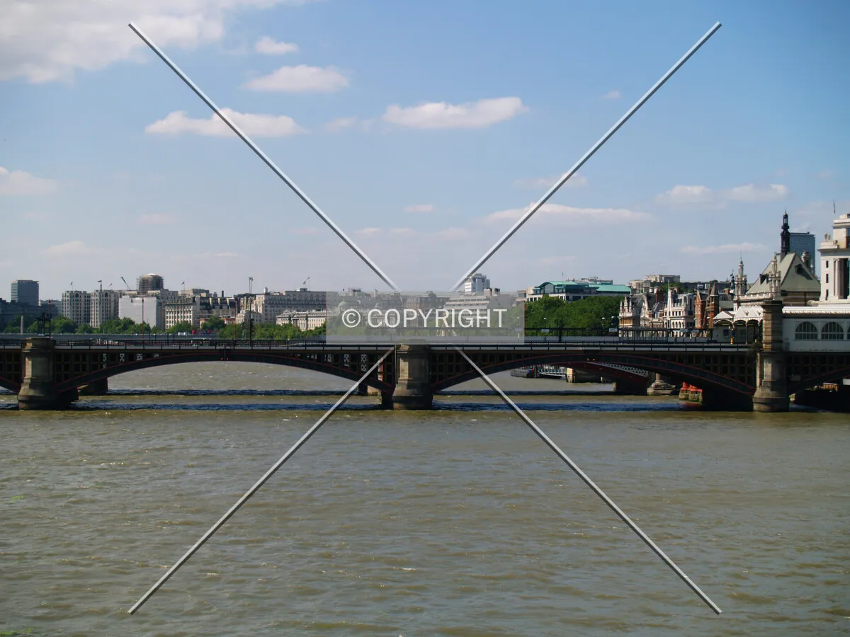 Looking toward the west from Millenium Bridge