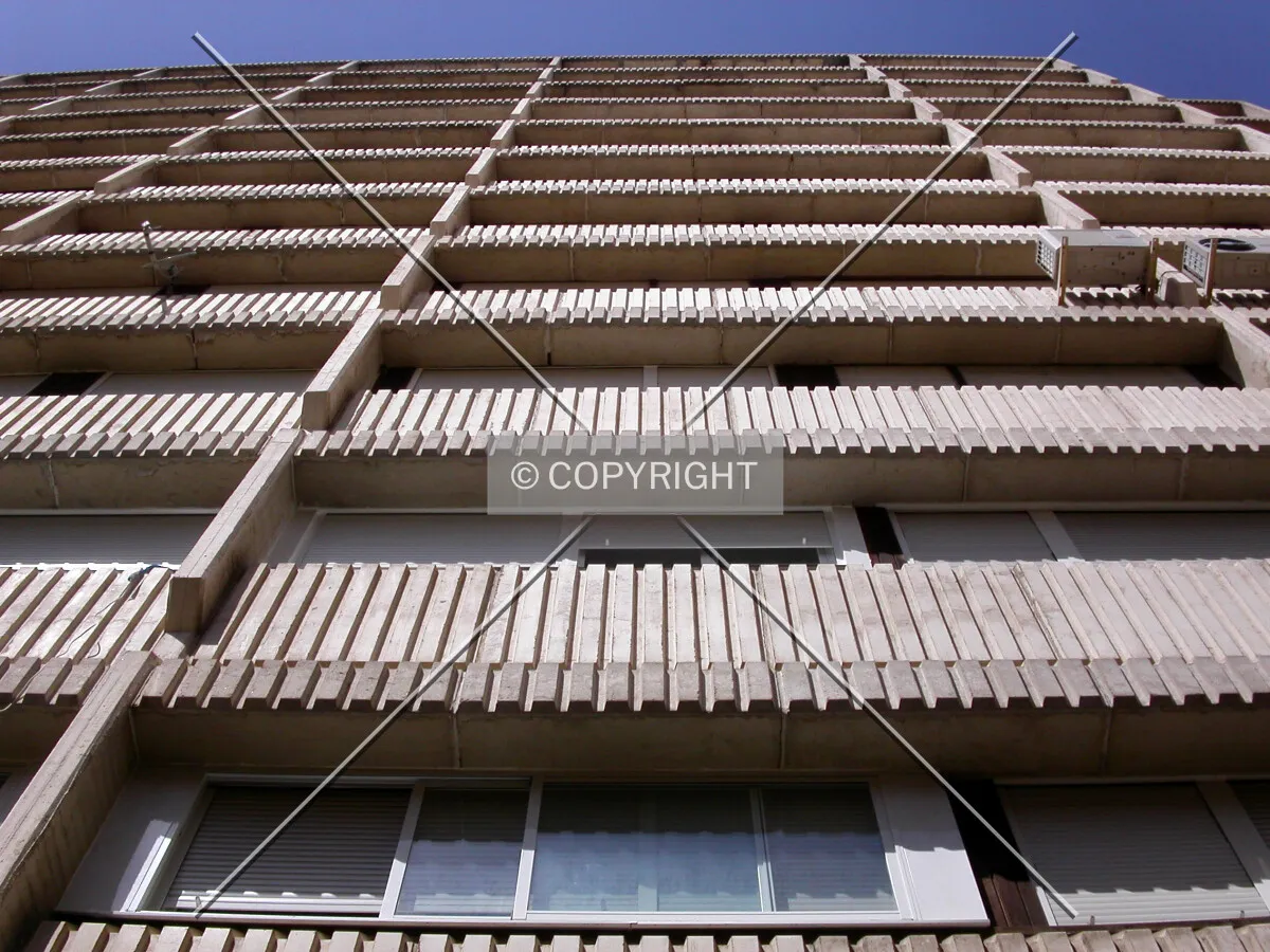 Looking up from Beatriz de Bobadilla