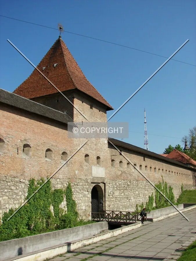 View along old fortification wall at Pidval'na Street