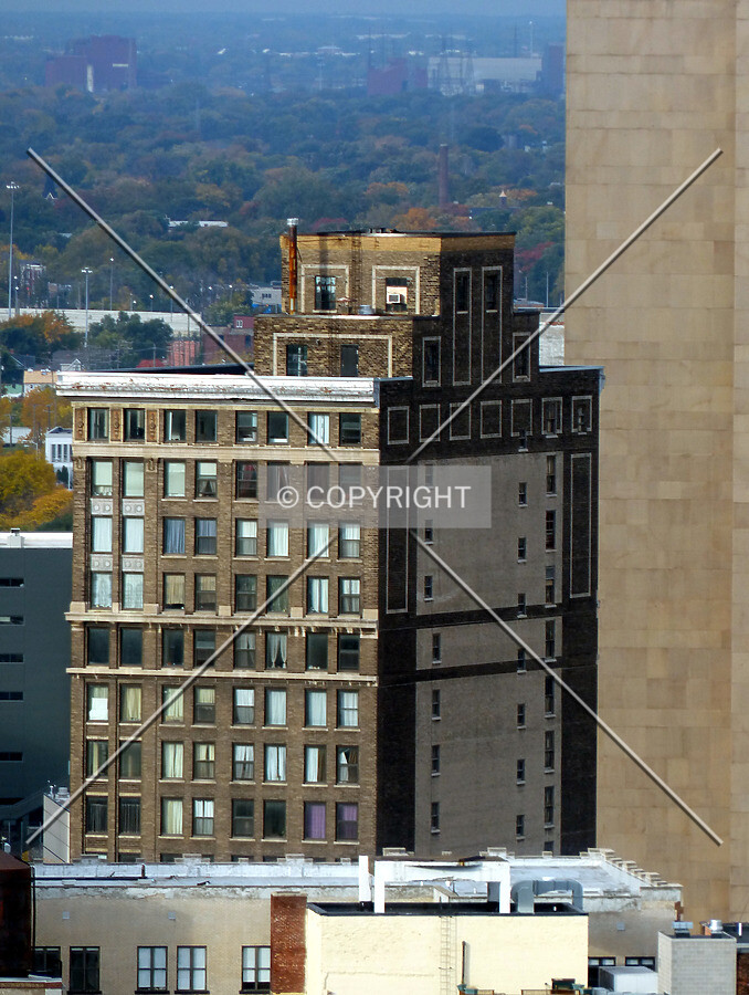 Photo 204-384-182