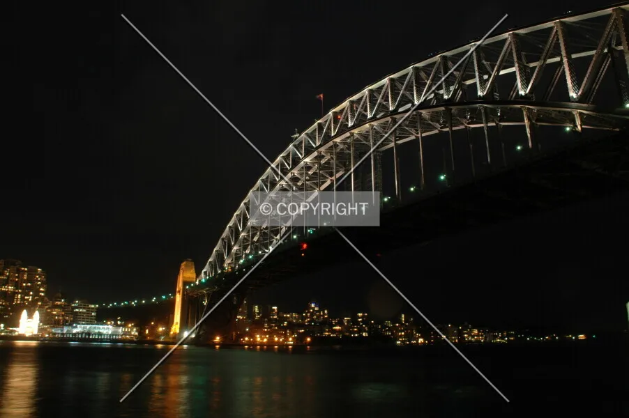 Photo 204-484-779