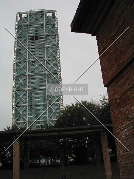 Photo 204-668-444