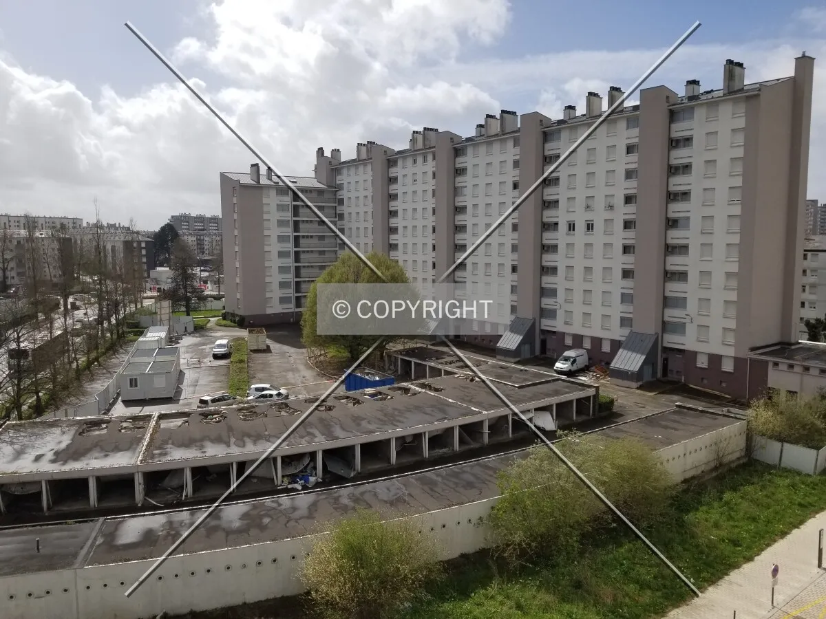 Photo 205-235-230