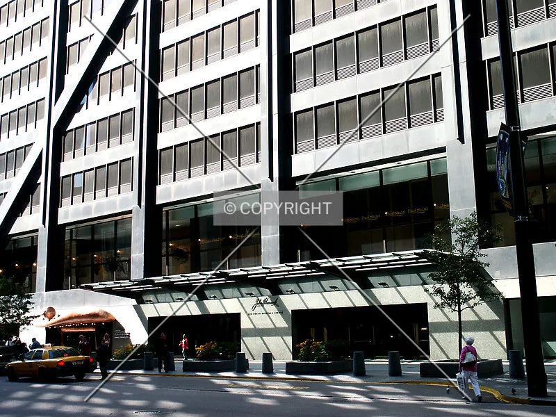 Photo 205-324-856