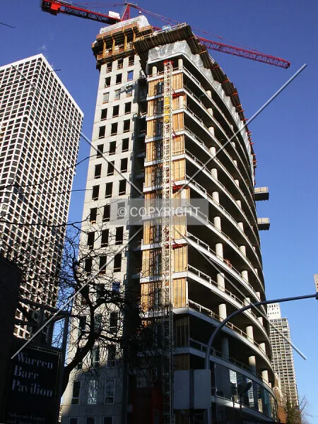 205-687-460