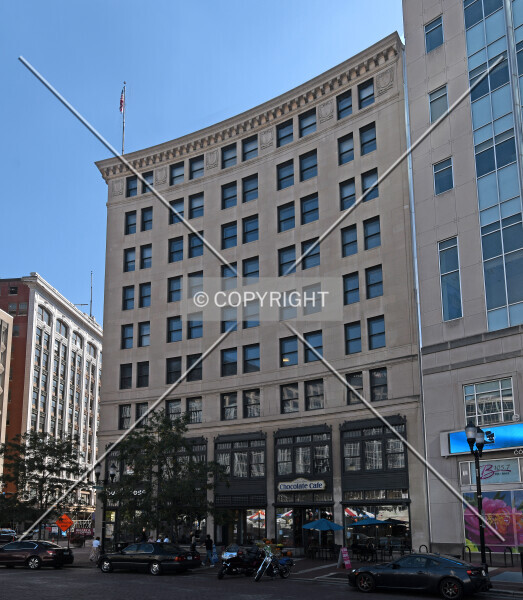 Photo 205-843-732