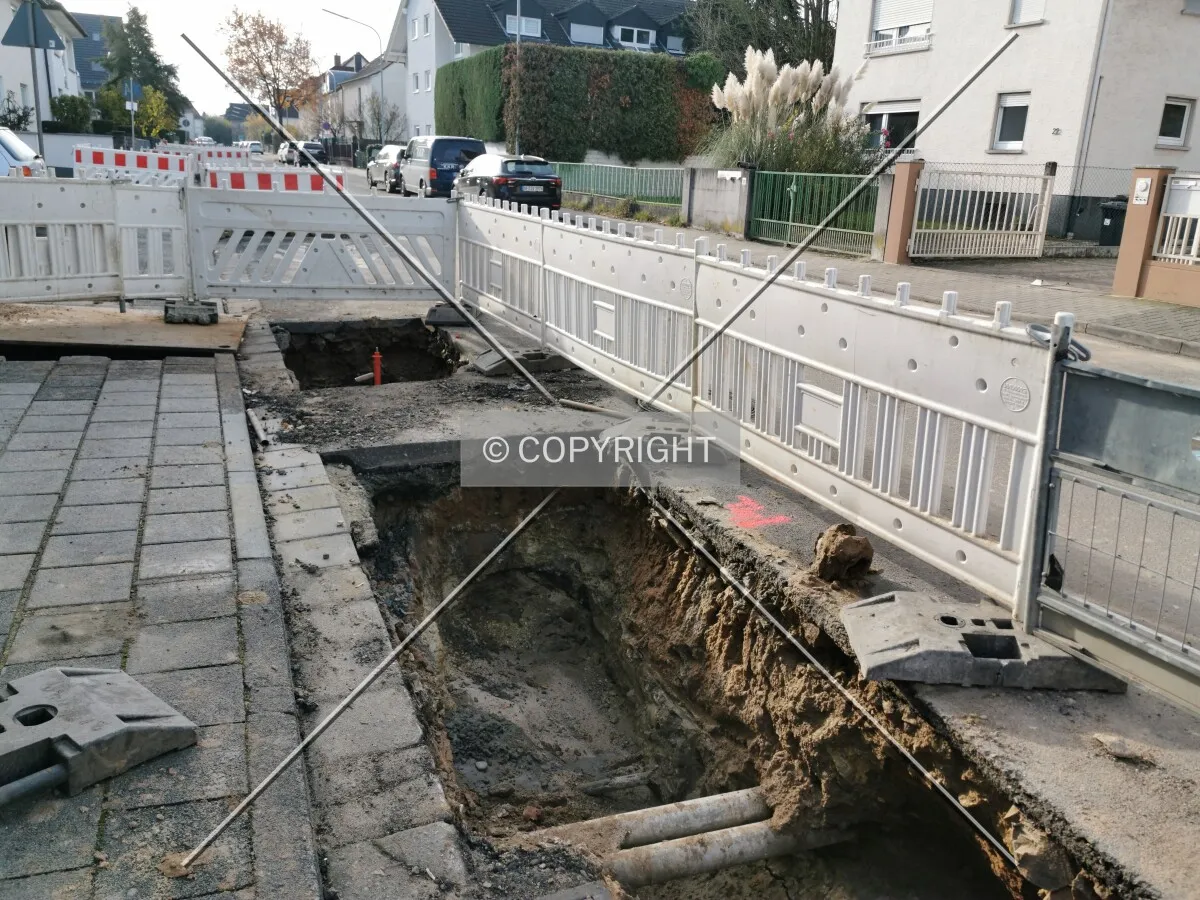 Construction work on water pipes