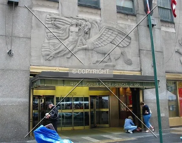 Entrance on 6th Avenue