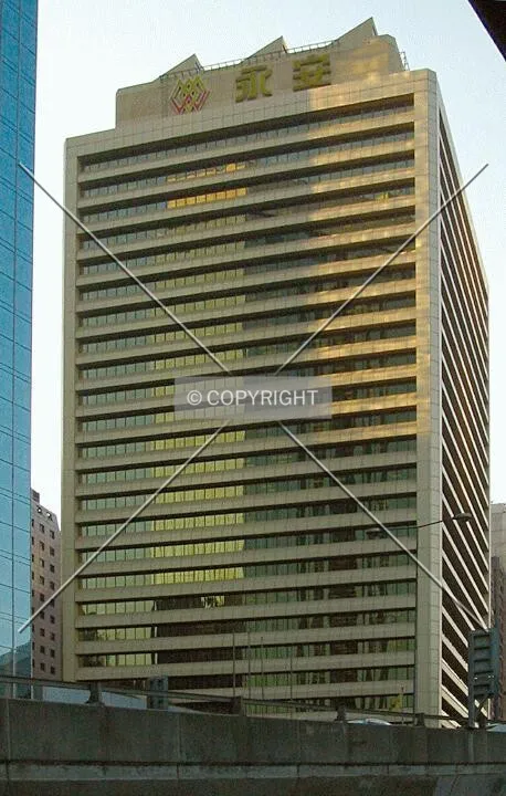 From Connaught Road walkway