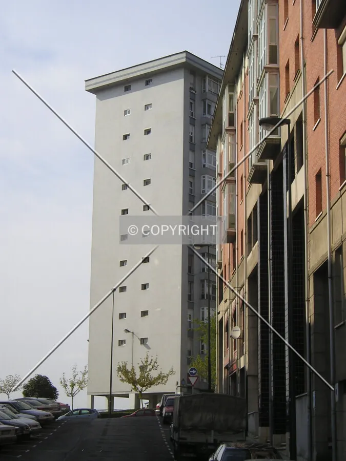 Side view from Julian Gaiarre