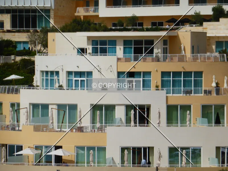 Photo 208-000-000